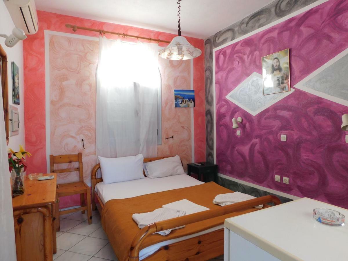 Отель Sea Side Perivolos Экстерьер фото