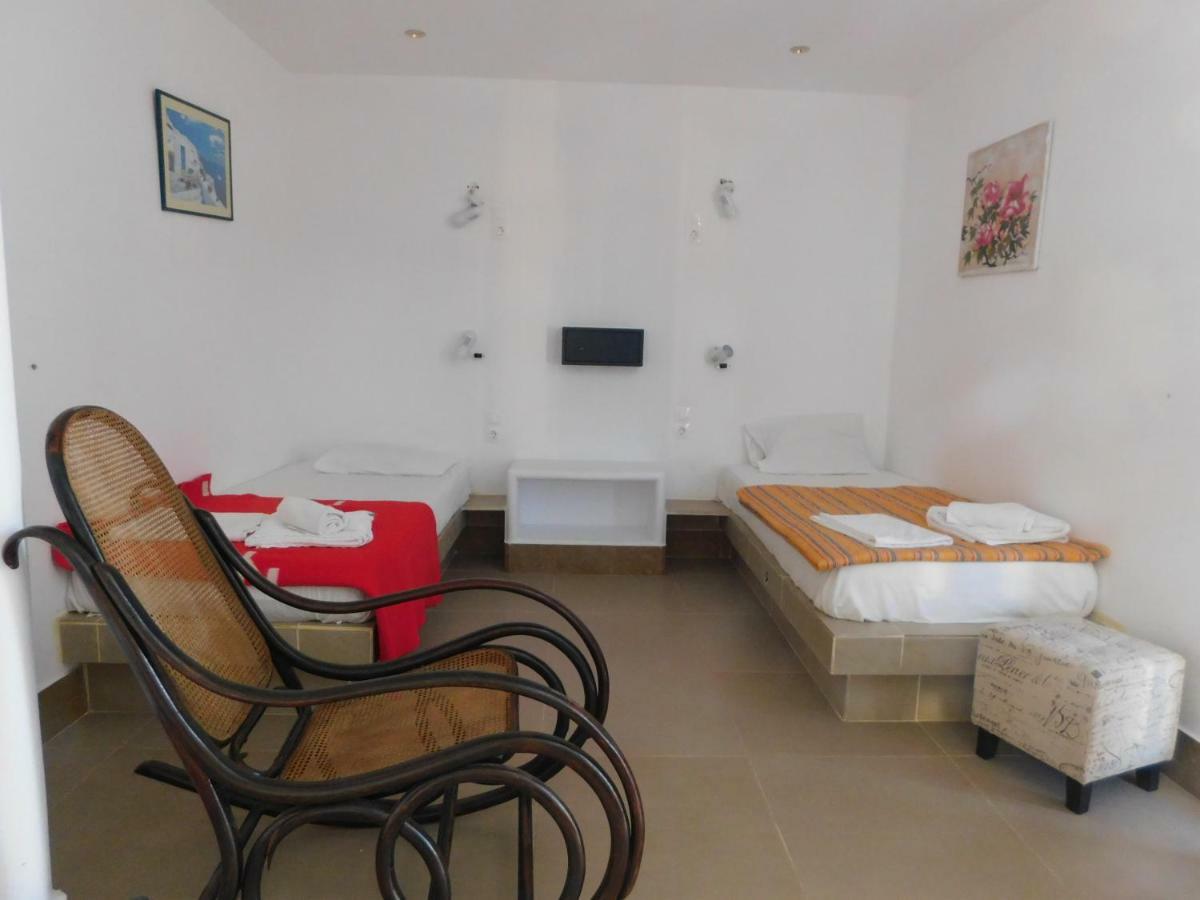 Отель Sea Side Perivolos Экстерьер фото